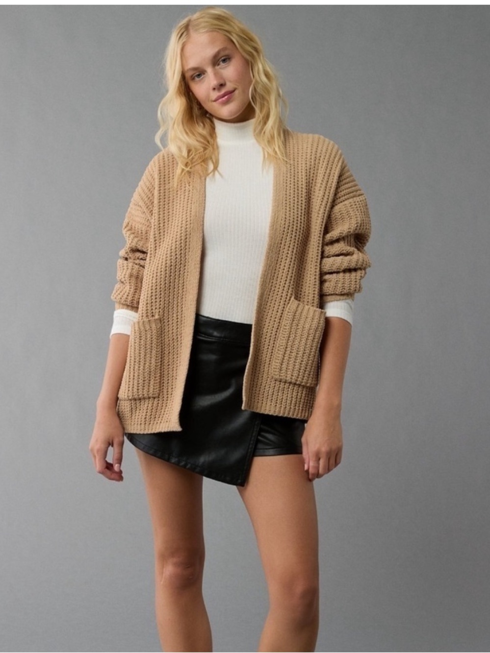 American Eagle cardigan 
Size small